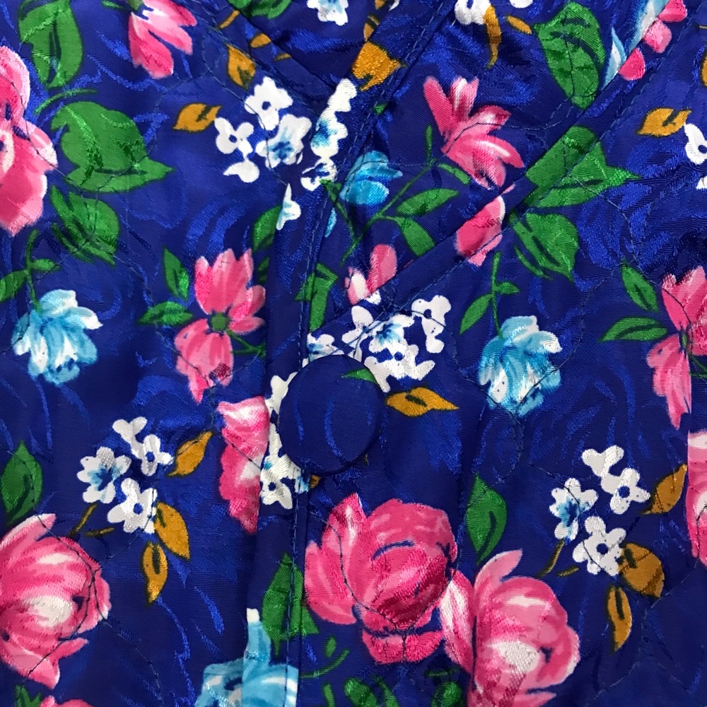 Miss Elaine S Blue Floral Long Quilted Robe Lounge Housecoat Pockets Button Up - Picture 9 of 10